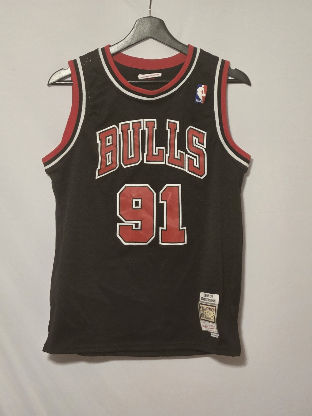 Mitchell & Ness Black Hardwood Classics Swingman Dennis Rodman Jersey